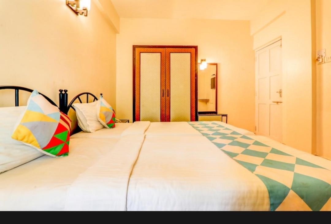 J Valley Candolim Exterior photo