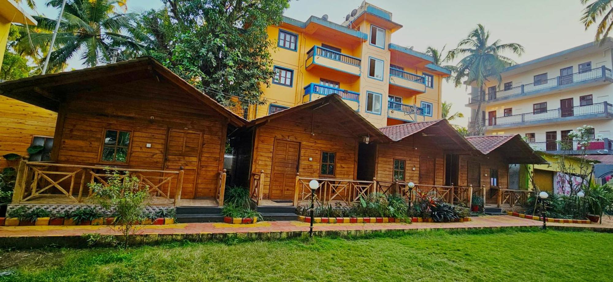 J Valley Candolim Exterior photo